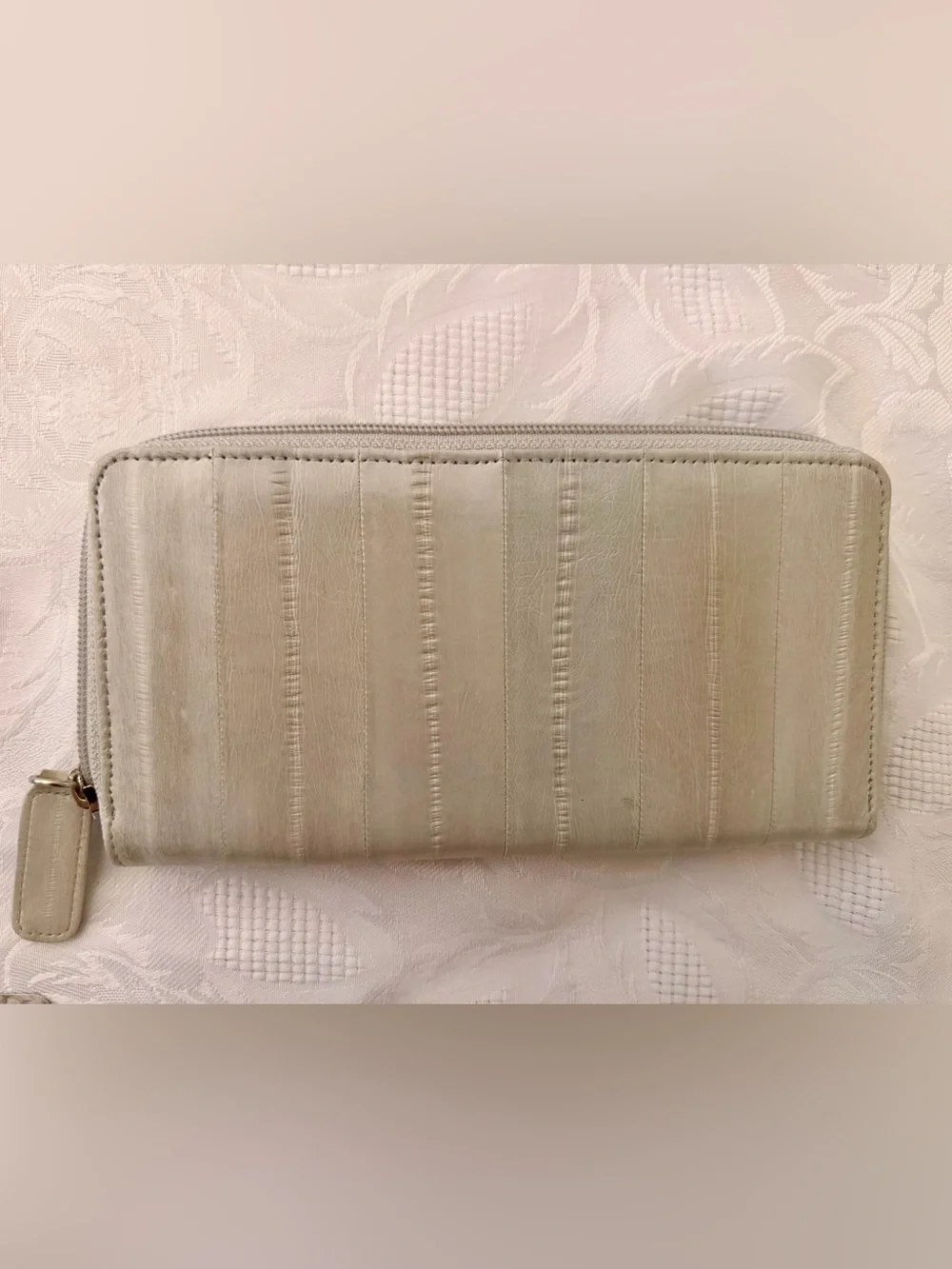 Ivory Zipper Wallet - Elegant Women's Leather Clutch
